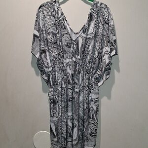 NWOT Ladies Top/Dress